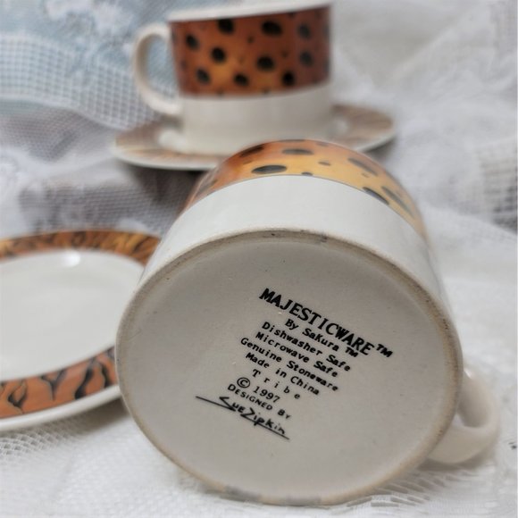 Majesticware by Sakura Stoneware Tribe 1997 Two Cups & Saucers - Picture 9 of 9